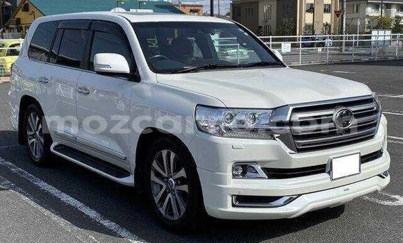 Comprar Importar Toyota Land Cruiser Branco Carro em Maputo em Maputo Comprar Importar Toyota Land Cruiser Branco Carro em Maputo em Maputo