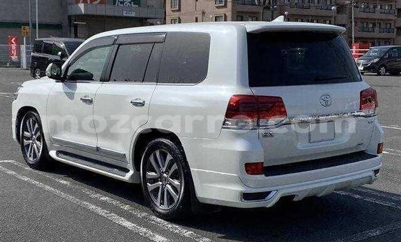 Comprar Importar Toyota Land Cruiser Branco Carro em Maputo em Maputo Comprar Importar Toyota Land Cruiser Branco Carro em Maputo em Maputo
