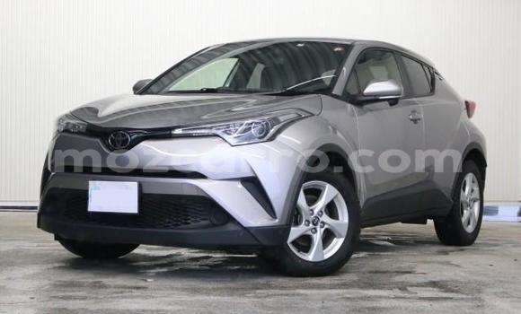 Buy Import Toyota C-HR Other Car in Maputo in Maputo Buy Import Toyota C-HR Other Car in Maputo in Maputo
