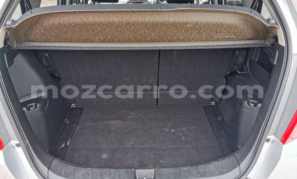 Comprar Usado Honda Jazz Prata Carro em Maputo em Maputo Comprar Usado Honda Jazz Prata Carro em Maputo em Maputo