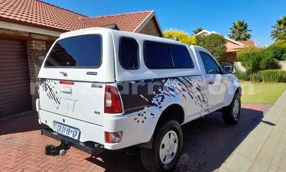 Tenga Tsaru TATA Aria Sirivha Mota in Caia in Sofala Tenga Tsaru TATA Aria Sirivha Mota in Caia in Sofala