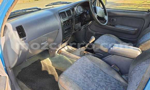 Tenga Tsaru Toyota Hilux Bhuruu Mota in Chemba in Sofala Tenga Tsaru Toyota Hilux Bhuruu Mota in Chemba in Sofala