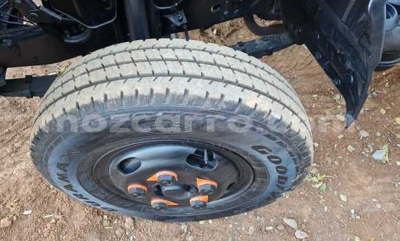 Tenga Tsaru Toyota Dyna Chena Rori in Caia in Sofala Tenga Tsaru Toyota Dyna Chena Rori in Caia in Sofala