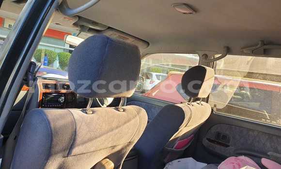 Nunua Ilio tumika Toyota Land Cruiser Prado Nyeupe Gari ndani ya Mocambique nchini Nampula Nunua Ilio tumika Toyota Land Cruiser Prado Nyeupe Gari ndani ya Mocambique nchini Nampula