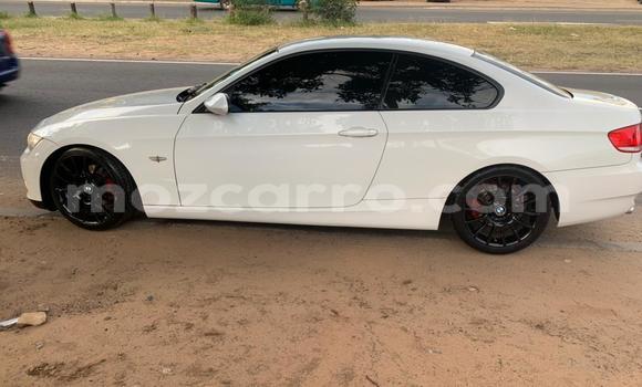 Nunua Ilio tumika BMW 3-Series Nyeupe Gari ndani ya Maputo nchini Maputo Nunua Ilio tumika BMW 3-Series Nyeupe Gari ndani ya Maputo nchini Maputo