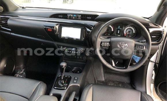 Nunua Imported Toyota Hilux Nyingine Gari ndani ya Maputo nchini Maputo Nunua Imported Toyota Hilux Nyingine Gari ndani ya Maputo nchini Maputo