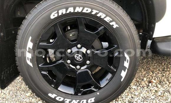 Nunua Imported Toyota Hilux Nyingine Gari ndani ya Maputo nchini Maputo Nunua Imported Toyota Hilux Nyingine Gari ndani ya Maputo nchini Maputo