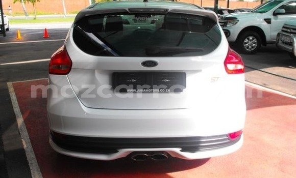 Tenga Tsaru Ford Focus Chena Mota in Chiuta in Tete Tenga Tsaru Ford Focus Chena Mota in Chiuta in Tete