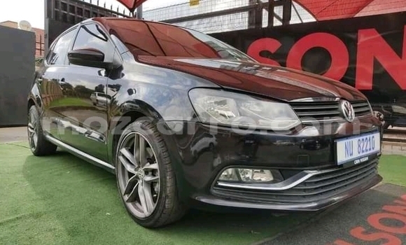 Nunua Ilio tumika Volkswagen Polo Nyeusi Gari ndani ya Mocambique nchini Nampula Nunua Ilio tumika Volkswagen Polo Nyeusi Gari ndani ya Mocambique nchini Nampula