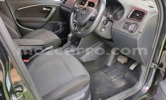 Nunua Ilio tumika Volkswagen Polo Nyeupe Gari ndani ya Mocambique nchini Nampula Nunua Ilio tumika Volkswagen Polo Nyeupe Gari ndani ya Mocambique nchini Nampula