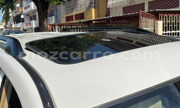 Comprar Usado Toyota Land Cruiser Prado Branco Carro em Maputo em Maputo Comprar Usado Toyota Land Cruiser Prado Branco Carro em Maputo em Maputo