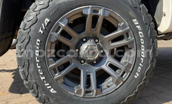 Comprar Usado Toyota Hilux Branco Carro em Maputo em Maputo Comprar Usado Toyota Hilux Branco Carro em Maputo em Maputo