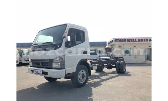 Buy Import Mitsubishi Canter White Truck in Import - Dubai in Cabo Delgado Buy Import Mitsubishi Canter White Truck in Import - Dubai in Cabo Delgado