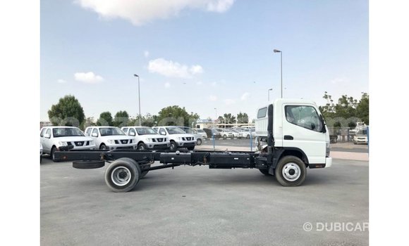 Buy Import Mitsubishi Canter White Truck in Import - Dubai in Cabo Delgado Buy Import Mitsubishi Canter White Truck in Import - Dubai in Cabo Delgado
