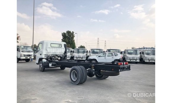 Buy Import Mitsubishi Canter White Truck in Import - Dubai in Cabo Delgado Buy Import Mitsubishi Canter White Truck in Import - Dubai in Cabo Delgado