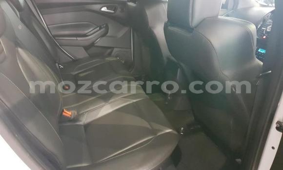 Nunua Ilio tumika Ford Focus ST Nyeupe Gari ndani ya Mabalane nchini Gaza Nunua Ilio tumika Ford Focus ST Nyeupe Gari ndani ya Mabalane nchini Gaza