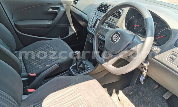 Comprar Usado Volkswagen Polo Azul Carro em Maputo em Maputo Comprar Usado Volkswagen Polo Azul Carro em Maputo em Maputo