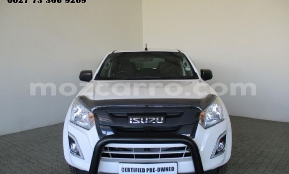 Comprar Usado Isuzu D-MAX Branco Carro em Maputo em Maputo
