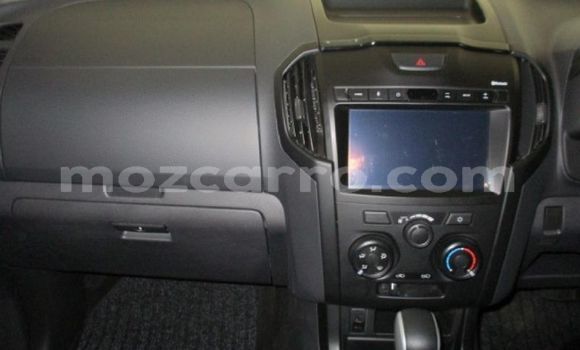 Comprar Usado Isuzu D-MAX Branco Carro em Maputo em Maputo Comprar Usado Isuzu D-MAX Branco Carro em Maputo em Maputo