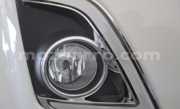 Comprar Usado Isuzu D-MAX Branco Carro em Maputo em Maputo Comprar Usado Isuzu D-MAX Branco Carro em Maputo em Maputo