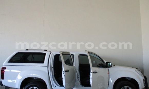 Comprar Usado Isuzu D-MAX Branco Carro em Maputo em Maputo Comprar Usado Isuzu D-MAX Branco Carro em Maputo em Maputo