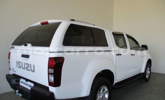 Comprar Usado Isuzu D-MAX Branco Carro em Maputo em Maputo Comprar Usado Isuzu D-MAX Branco Carro em Maputo em Maputo