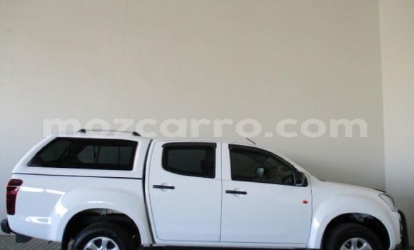 Comprar Usado Isuzu D-MAX Branco Carro em Maputo em Maputo Comprar Usado Isuzu D-MAX Branco Carro em Maputo em Maputo