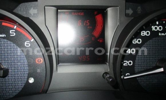 Comprar Usado Isuzu D-MAX Branco Carro em Maputo em Maputo Comprar Usado Isuzu D-MAX Branco Carro em Maputo em Maputo