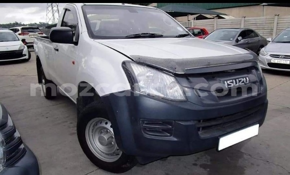 Nunua Ilio tumika Isuzu D-MAX Nyeupe Gari ndani ya Mabalane nchini Gaza Nunua Ilio tumika Isuzu D-MAX Nyeupe Gari ndani ya Mabalane nchini Gaza