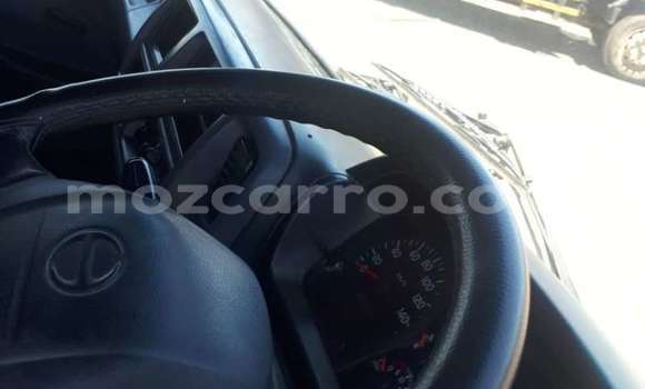 Comprar Usado Hino Ranger Branco Caminhão em Maputo em Maputo Comprar Usado Hino Ranger Branco Caminhão em Maputo em Maputo