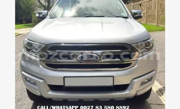 Comprar Usado Ford Everest Prata Carro em Maputo em Maputo