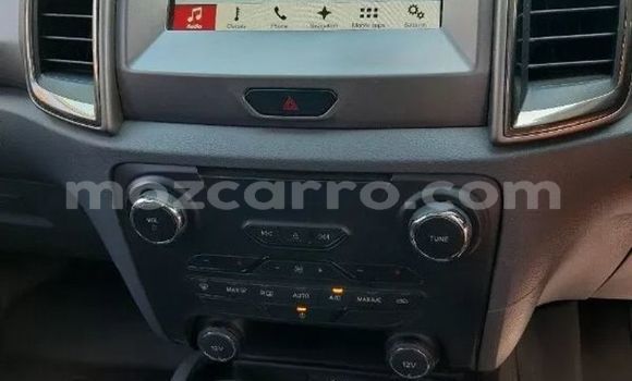 Buy Used Ford Everest Silver Car in Maputo in Maputo Buy Used Ford Everest Silver Car in Maputo in Maputo