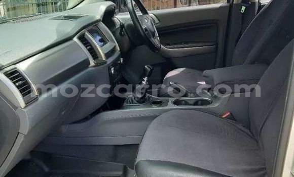 Buy Used Ford Everest Silver Car in Maputo in Maputo Buy Used Ford Everest Silver Car in Maputo in Maputo