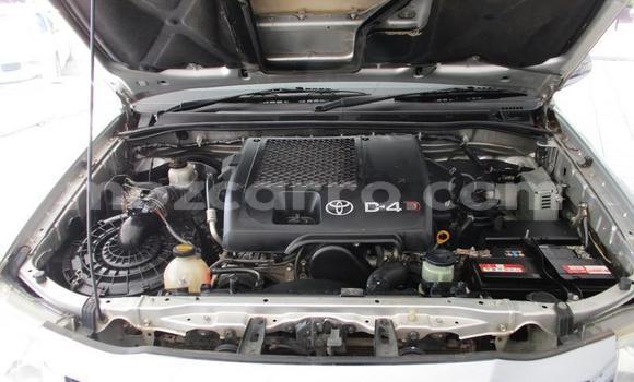 Comprar Usado Toyota Hilux Branco Carro em Maputo em Maputo Comprar Usado Toyota Hilux Branco Carro em Maputo em Maputo