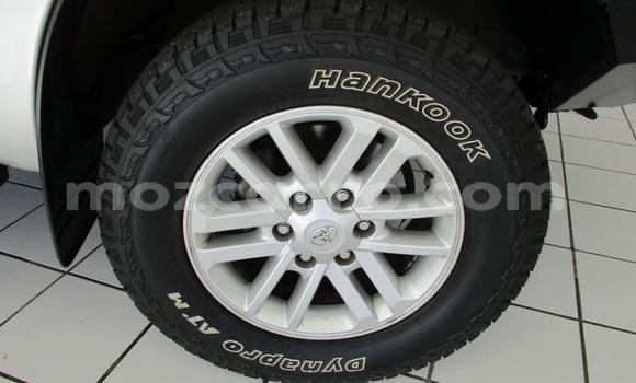 Comprar Usado Toyota Hilux Branco Carro em Maputo em Maputo Comprar Usado Toyota Hilux Branco Carro em Maputo em Maputo