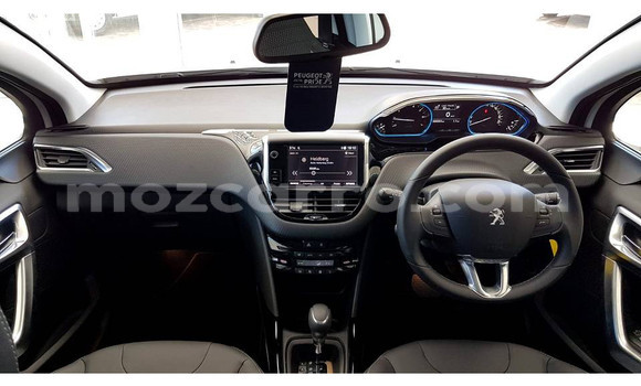 Comprar Usado Peugeot Traveller Branco Carro em Maputo em Maputo Comprar Usado Peugeot Traveller Branco Carro em Maputo em Maputo