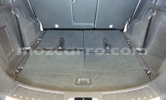 Nunua Ilio tumika Land Rover Discovery Sport Nyeupe Gari ndani ya Maputo nchini Maputo Nunua Ilio tumika Land Rover Discovery Sport Nyeupe Gari ndani ya Maputo nchini Maputo