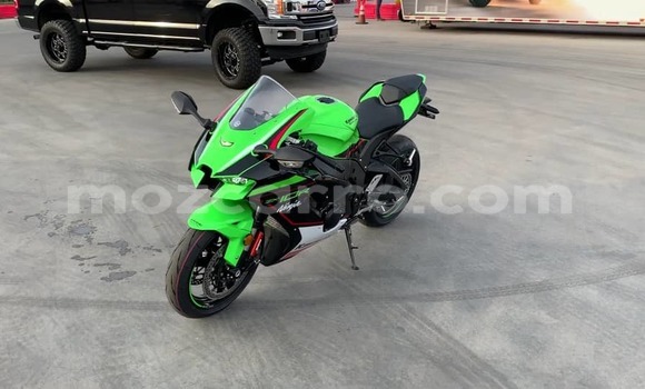 Buy Used Kawasaki Ninja ZX-10R Green Bike in Maputo in Maputo Buy Used Kawasaki Ninja ZX-10R Green Bike in Maputo in Maputo
