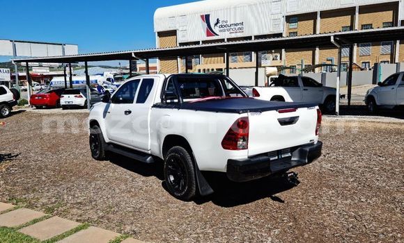 Comprar Usado Toyota Hilux Branco Carro em Maputo em Maputo Comprar Usado Toyota Hilux Branco Carro em Maputo em Maputo