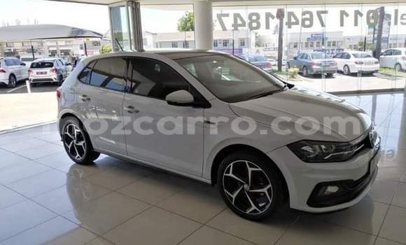 Nunua Ilio tumika Chevlolet Spin Nyeupe Gari ndani ya Maputo nchini Maputo Nunua Ilio tumika Chevlolet Spin Nyeupe Gari ndani ya Maputo nchini Maputo