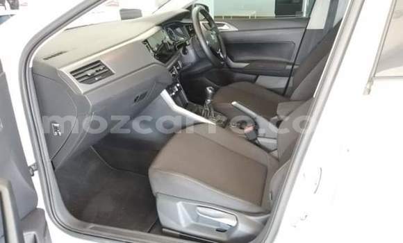 Nunua Ilio tumika Chevlolet Spin Nyeupe Gari ndani ya Maputo nchini Maputo Nunua Ilio tumika Chevlolet Spin Nyeupe Gari ndani ya Maputo nchini Maputo