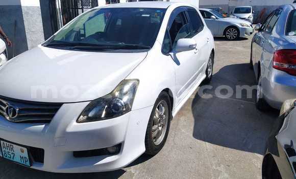 Comprar Novo Toyota Blade Branco Carro em Maputo em Maputo Comprar Novo Toyota Blade Branco Carro em Maputo em Maputo