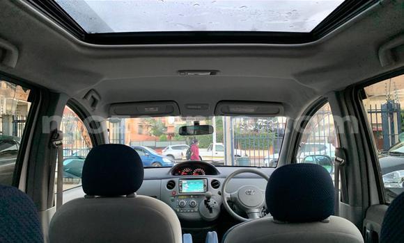 Comprar Novo Toyota Sienta Branco Carro em Maputo em Maputo Comprar Novo Toyota Sienta Branco Carro em Maputo em Maputo