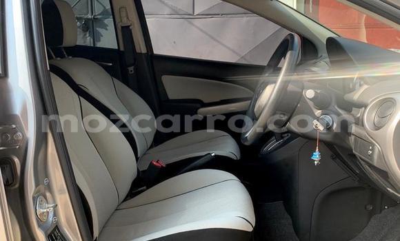Comprar Novo Mazda Demio Prata Carro em Maputo em Maputo Comprar Novo Mazda Demio Prata Carro em Maputo em Maputo