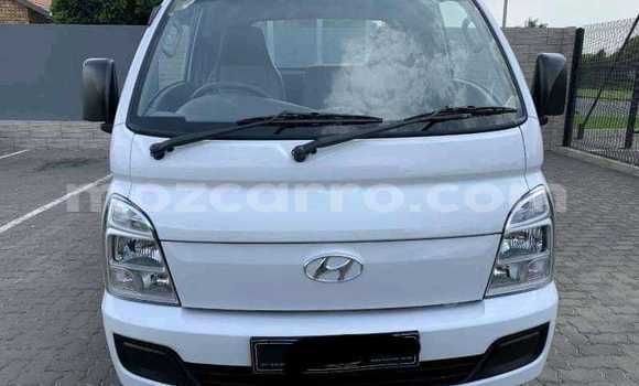 Comprar Usado Hyundai H1 Branco Carro em Boane em Maputo Comprar Usado Hyundai H1 Branco Carro em Boane em Maputo