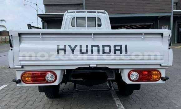 Comprar Usado Hyundai H1 Branco Carro em Boane em Maputo Comprar Usado Hyundai H1 Branco Carro em Boane em Maputo