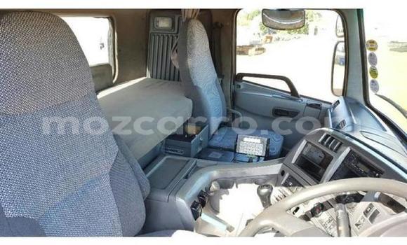 Comprar Usado Nissan UD Branco Caminhão em Beira em Sofala Comprar Usado Nissan UD Branco Caminhão em Beira em Sofala