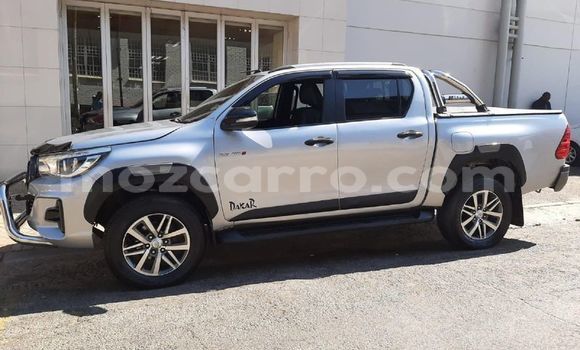 Comprar Usado Toyota Hilux Prata Carro em Maputo em Maputo Comprar Usado Toyota Hilux Prata Carro em Maputo em Maputo