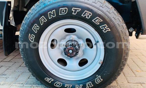 Comprar Usado Toyota Land Cruiser Castanho Carro em Beira em Sofala Comprar Usado Toyota Land Cruiser Castanho Carro em Beira em Sofala