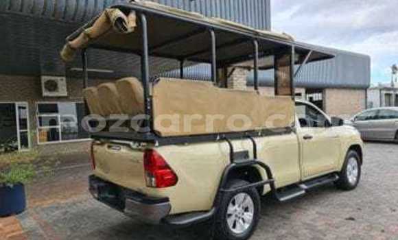Comprar Usado Toyota Land Cruiser De outros Carro em Chidenguele em Gaza Comprar Usado Toyota Land Cruiser De outros Carro em Chidenguele em Gaza